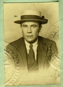 J B McDowell - Charles-Weston-1915-June-30-passport-photo